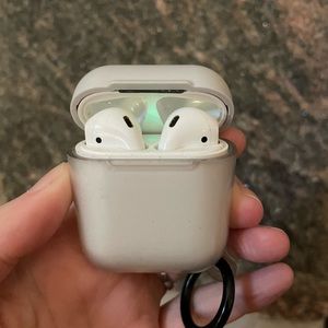 Apple Air Pods (1st Gen)